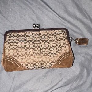 Coach vintage Kisslock pouch-small